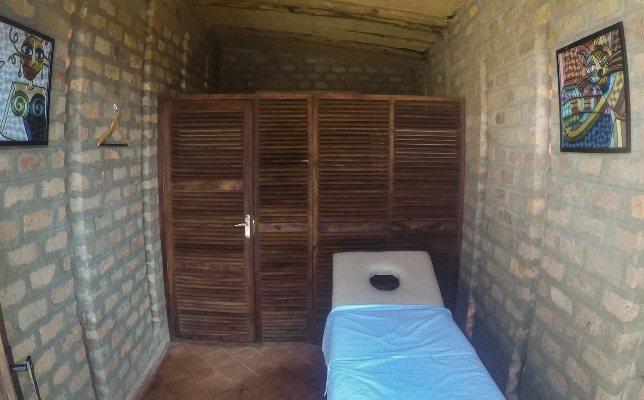 Buvi Lodge Limited 恩德培 外观 照片